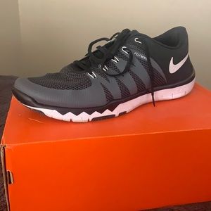 Nike free trainer 5.0 V6